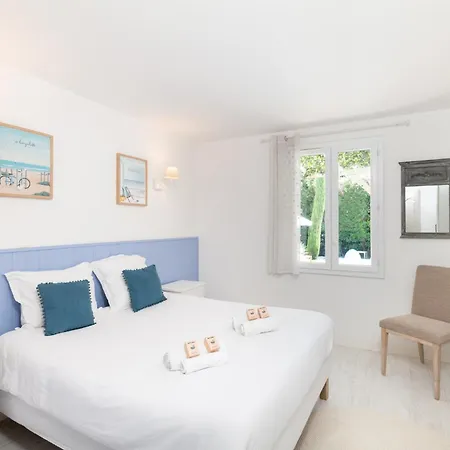 Azurenting - 5 - Juan-les-pins بيت للعطل